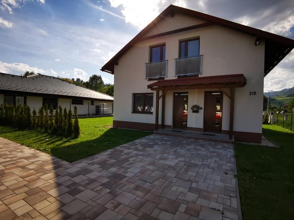 Kajula Lägenhet Bešeňová Exteriör bild